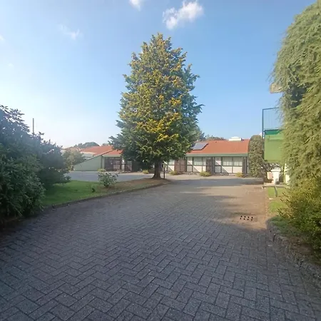 Green Hotel-2